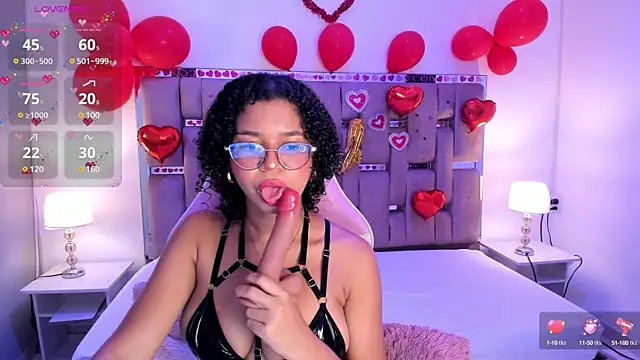 Snapshot of MilaHall_ chatting on February 8, 2025, 3:52 am MilaHall online show from February 8, 2025, 3:52 am