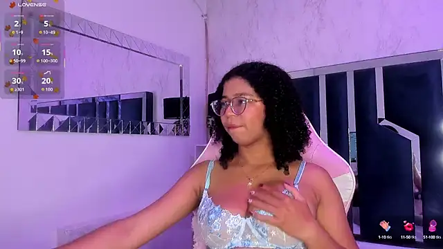 Snapshot of MilaHall_ chatting on September 24, 2025, 3:54 am MilaHall online show from September 24, 2025, 3:54 am
