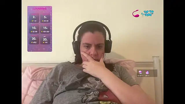 Snapshot of Jess4you0818 chatting on December 27, 2024, 5:05 pm Jess4you0818 online show from December 27, 2024, 5:05 pm