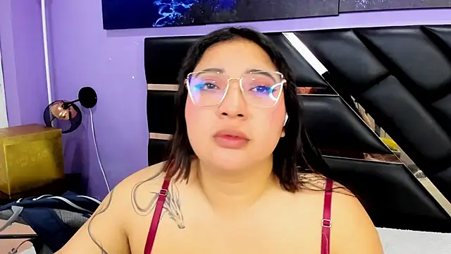 Emma monserrat online show from July 16, 2026, 11:27 am