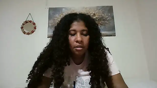 Snapshot of Ivon-09 chatting on June 21, 2026, 2:58 am Ivon-09 online show from June 21, 2026, 2:58 am