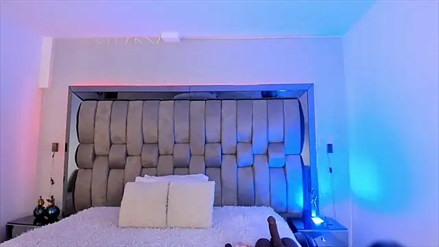 ChaynnaCooper online show from February 21, 2025, 12:06 pm