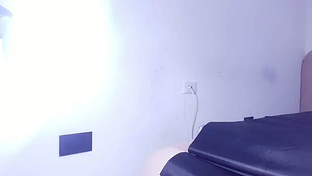 nicol f online show from April 2, 2026, 3:04 am