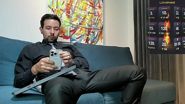 tommy raym0ndg online show from December 20, 2024, 9:28 pm