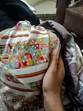 Snapshot of Raat_ki_rani_ chatting on December 7, 2024, 12:30 am Raat ki rani  online show from December 7, 2024, 12:30 am