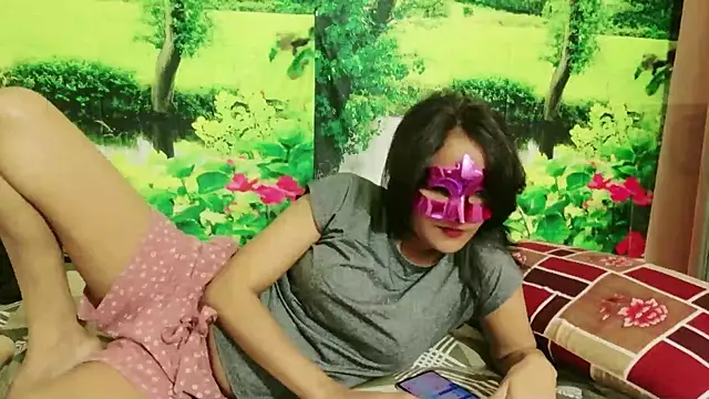 Snapshot of Raat_ki_rani_ chatting on October 20, 2025, 9:21 am Raat ki rani  online show from October 20, 2025, 9:21 am