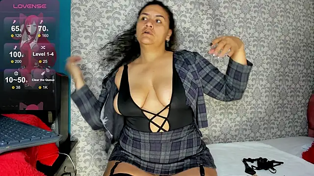 Snapshot of valeria_rivera1 chatting on April 15, 2026, 7:10 pm valeria rivera1 online show from April 15, 2026, 7:10 pm