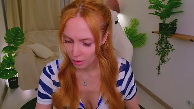 Snapshot of Love_Call chatting on May 26, 2026, 2:29 am Love Call online show from May 26, 2026, 2:29 am