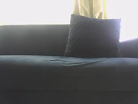 Snapshot of TheeRealShow chatting on July 15, 2026, 12:21 pm TheeRealShow online show from July 15, 2026, 12:21 pm