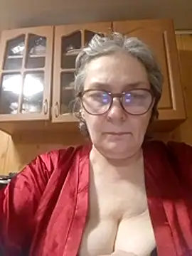 Snapshot of IrinaSweet54 chatting on April 25, 2026, 5:43 pm IrinaSweet54 online show from April 25, 2026, 5:43 pm