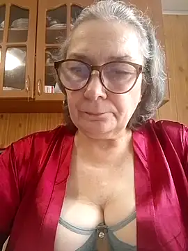 Snapshot of IrinaSweet54 chatting on June 12, 2026, 9:30 am IrinaSweet54 online show from June 12, 2026, 9:30 am