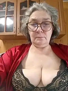Snapshot of IrinaSweet54 chatting on July 19, 2026, 9:46 am IrinaSweet54 online show from July 19, 2026, 9:46 am