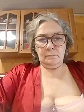 Snapshot of IrinaSweet54 chatting on July 24, 2026, 10:02 am IrinaSweet54 online show from July 24, 2026, 10:02 am