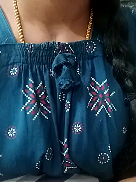 Snapshot of Ambika01 chatting on January 12, 2026, 2:00 pm Ambika01 online show from January 12, 2026, 2:00 pm