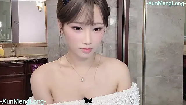 Snapshot of -XunMengLong- chatting on April 9, 2026, 6:02 pm -XunMengLong- online show from April 9, 2026, 6:02 pm