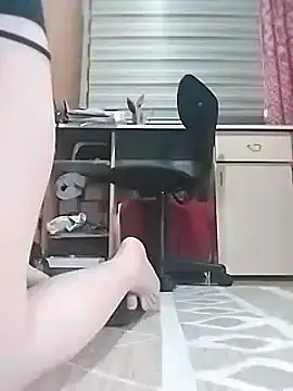 Snapshot of Sedona_wavves chatting on January 18, 2025, 9:02 pm Sedona wavves online show from January 18, 2025, 9:02 pm