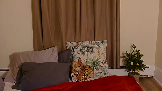 Sexyhottpunani online show from April 21, 2026, 2:15 am