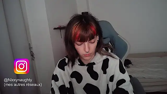 Snapshot of Nixxy_naughty chatting on February 17, 2025, 9:30 pm Nixxy naughty online show from February 17, 2025, 9:30 pm