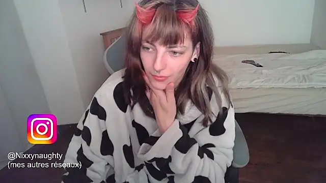 Snapshot of Nixxy_naughty chatting on February 21, 2025, 12:16 am Nixxy naughty online show from February 21, 2025, 12:16 am