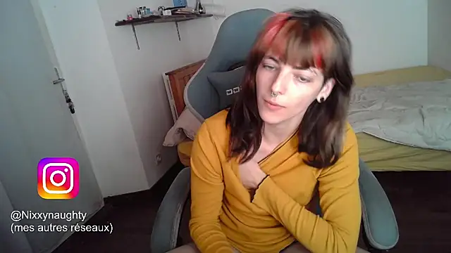 Snapshot of Nixxy_naughty chatting on March 4, 2025, 6:07 pm Nixxy naughty online show from March 4, 2025, 6:07 pm