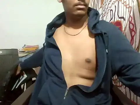 brownguy1234 online show from December 31, 2024, 7:51 pm