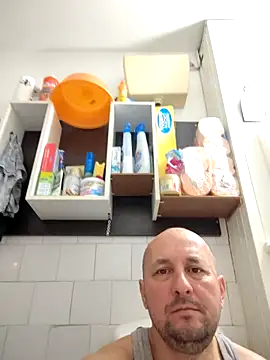 intx800 online show from April 17, 2026, 2:25 am