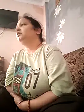 Kavya kapoor online show from March 16, 2025, 1:38 am