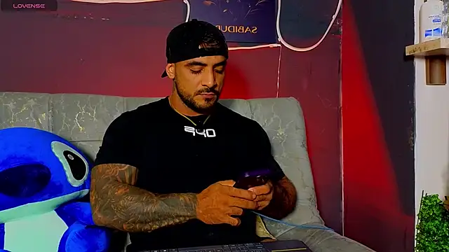 ERIC HARRISON online show from February 17, 2026, 1:46 am