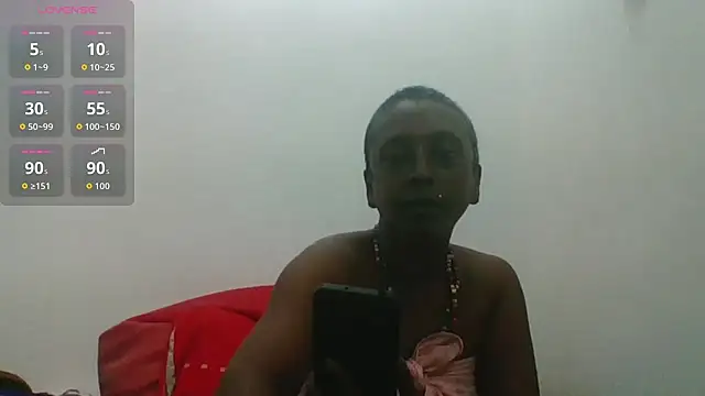 Snapshot of mamakarma1403 chatting on July 7, 2026, 6:47 am mamakarma1403 online show from July 7, 2026, 6:47 am