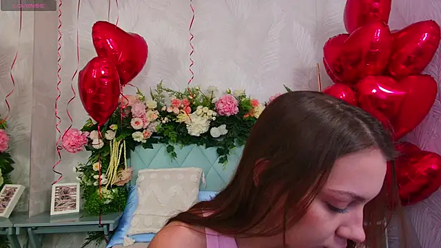 Snapshot of AliceBrayan chatting on February 9, 2026, 5:06 pm AliceBrayan online show from February 9, 2026, 5:06 pm