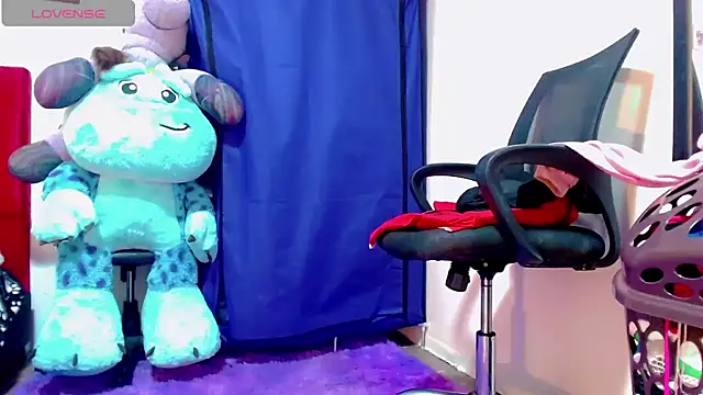 Snapshot of nicol_gill_ chatting on January 24, 2025, 11:26 am nicol gill online show from January 24, 2025, 11:26 am