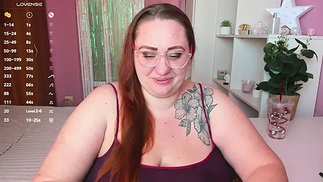 Snapshot of lovely_adelle chatting on December 19, 2024, 11:18 am lovely adelle online show from December 19, 2024, 11:18 am