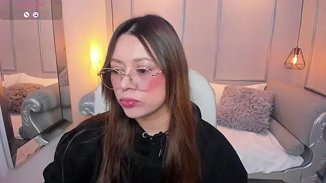 Snapshot of Lanna18 chatting on October 8, 2025, 11:41 am Lanna18 online show from October 8, 2025, 11:41 am