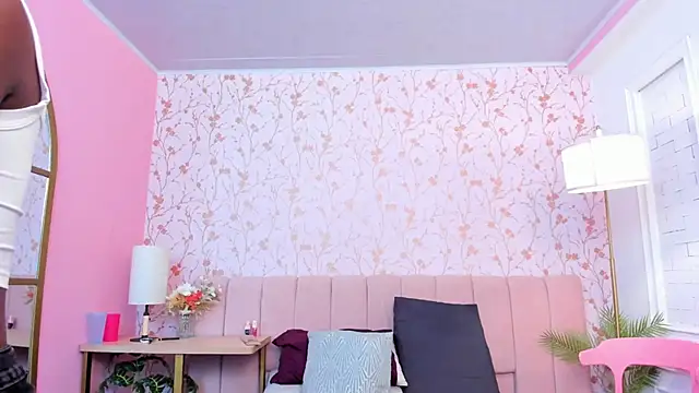 Snapshot of amber-hill chatting on March 24, 2026, 7:41 pm amber-hill online show from March 24, 2026, 7:41 pm