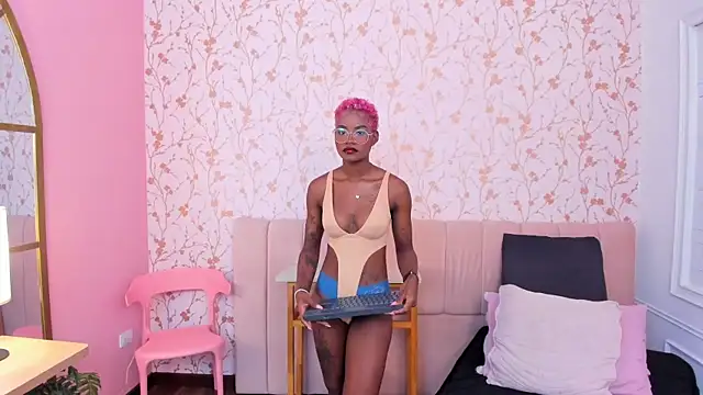 Snapshot of amber-hill chatting on April 1, 2026, 4:15 pm amber-hill online show from April 1, 2026, 4:15 pm