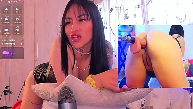 jolee   online show from March 22, 2026, 2:09 pm