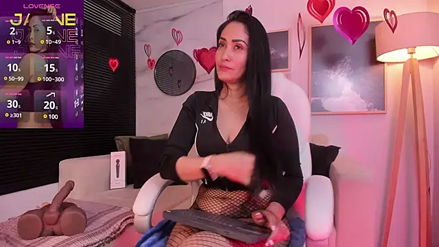 Snapshot of Janne_lee chatting on February 8, 2025, 9:57 pm Janne lee online show from February 8, 2025, 9:57 pm