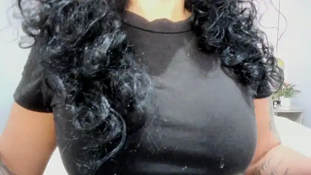 Snapshot of valeriasexxx chatting on January 27, 2025, 9:13 am valeriasexxx online show from January 27, 2025, 9:13 am
