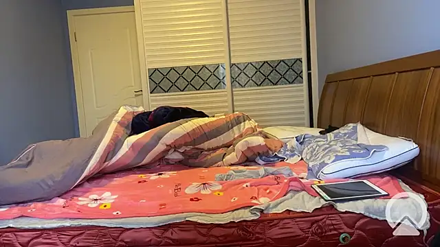 Snapshot of shuai321 chatting on February 4, 2025, 7:40 am shuai321 online show from February 4, 2025, 7:40 am