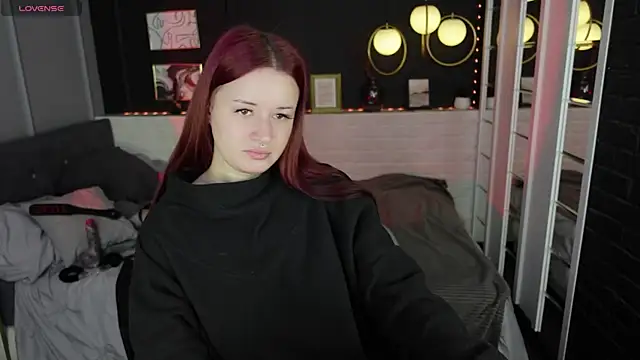 Snapshot of Lily_Moonlight chatting on October 4, 2025, 7:28 am Lily Moonlight online show from October 4, 2025, 7:28 am