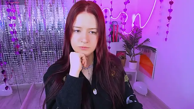 Lily Moonlight online show from February 15, 2026, 7:16 am