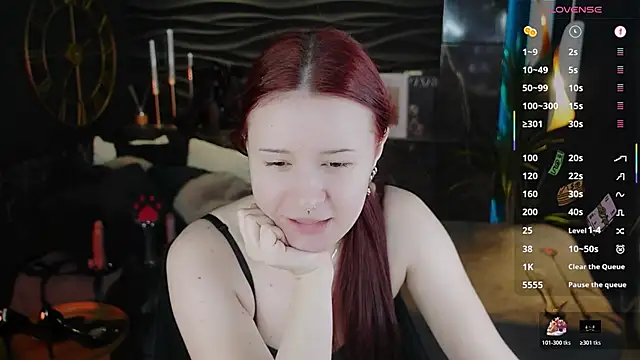 Lily Moonlight online show from March 3, 2026, 7:25 am