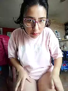 Snapshot of Im_Alma_ chatting on January 11, 2025, 3:20 pm Im Alma online show from January 11, 2025, 3:20 pm