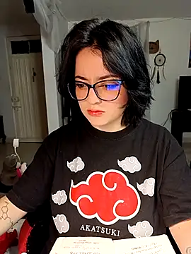 Lin-cute online show from March 19, 2025, 8:12 am