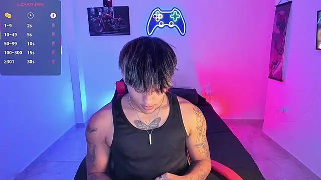 LuciferM Star online show from November 9, 2025, 3:16 am