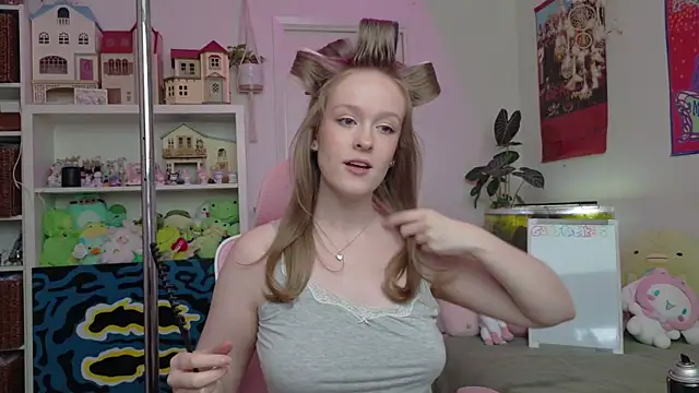 Snapshot of Daisy_Dollxo chatting on April 28, 2026, 7:08 pm Daisy Dollxo online show from April 28, 2026, 7:08 pm