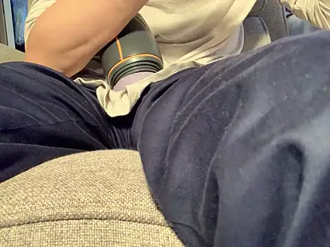 skatebored online show from December 30, 2024, 6:16 pm