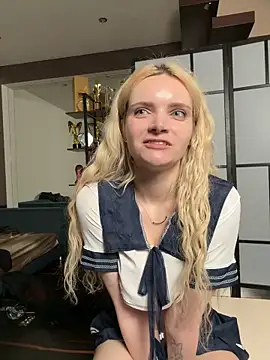 Amber Kawaii online show from March 2, 2026, 7:32 pm