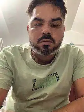 rags pussylicker online show from November 29, 2025, 4:32 pm