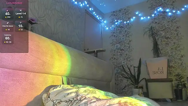 Snapshot of Yay_Nicky chatting on March 13, 2025, 10:10 pm Yay Nicky online show from March 13, 2025, 10:10 pm